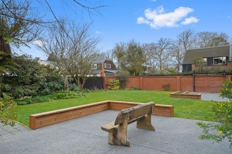 Photo of property in 10 Thurlestone Place, Burnside, Christchurch, 8053