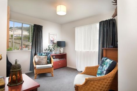 Photo of property in 71 Larsen Crescent, Tawa, Wellington, 5028