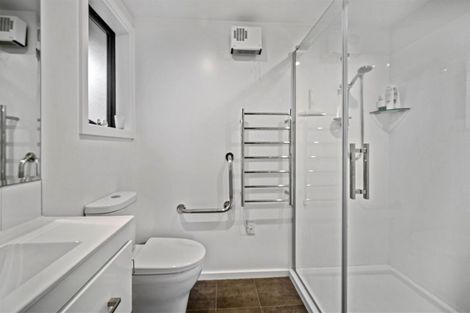 Photo of property in 183 Avonhead Road, Avonhead, Christchurch, 8042