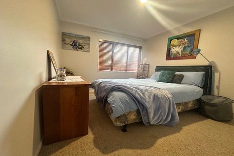 Photo of property in 9 Tom Keven Way, Pukekohe, 2120