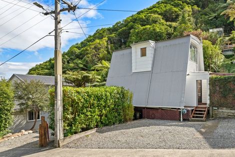 Photo of property in 14 Arthur Crescent, Waikawa, Picton, 7220