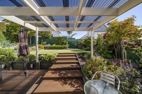 Photo of property in 3 Kavanagh Road, Hospital Hill, Napier, 4110