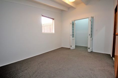 Photo of property in 143 Mount Pleasant Road, Mount Pleasant, Christchurch, 8081