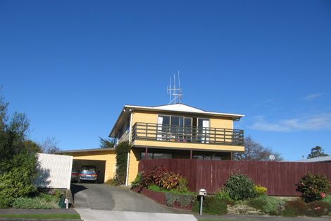 Photo of property in 15 Purdie Place, Milson, Palmerston North, 4414