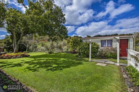 Photo of property in 73 George Street, Hikurangi, 0114