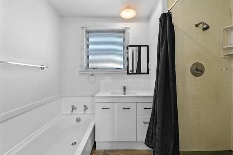 Photo of property in 7 Milton Grove, Owhata, Rotorua, 3010