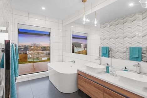 Photo of property in 13 Sylvester Crescent, Flagstaff, Hamilton, 3210