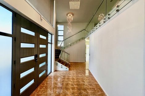 Photo of property in 33 Rohi Place, Flat Bush, Auckland, 2019