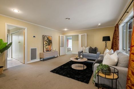 Photo of property in 38 Ashley Street, St Andrews, Hamilton, 3200