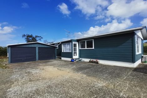 Photo of property in 9 Whaka Street, Maungaturoto, 0520