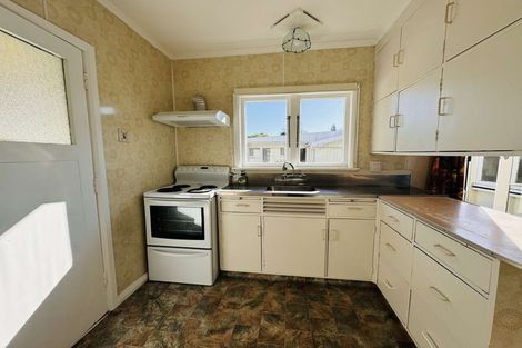 Photo of property in 5 Albert Street, Palmerston North, 4414