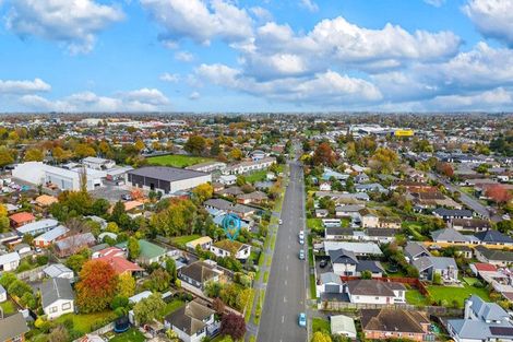 Photo of property in 64 Winters Road, Redwood, Christchurch, 8051
