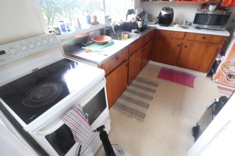 Photo of property in 1/37 Shanaway Rise, Hillcrest, Auckland, 0627