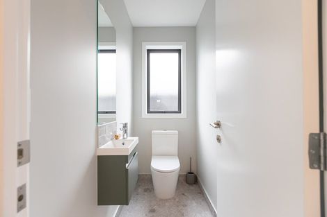 Photo of property in 1 Metoriti Crescent, Karaka, 2124