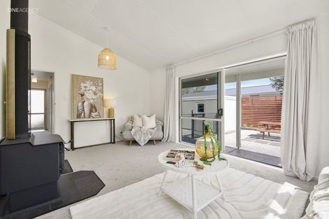 Photo of property in 8 Thorne Place, Rangiora, 7400