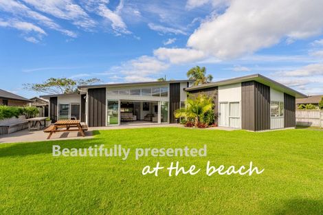 Photo of property in 20 Captain Wood Avenue, Whitianga, 3510