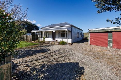 Photo of property in 81987 State Highway 2, Pahiatua, 4984