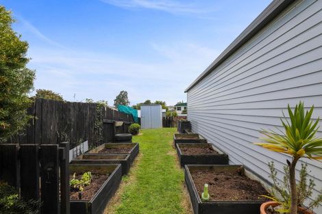 Photo of property in 10 Green Place, Richmond Heights, Taupo, 3330