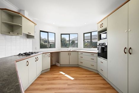 Photo of property in 48 Spinnaker Drive, Flagstaff, Hamilton, 3210