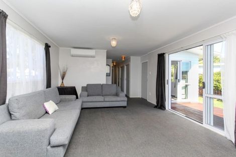 Photo of property in 18 Raniera Street, Glen Avon, New Plymouth, 4312