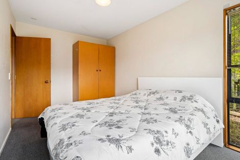 Photo of property in 16a Dart Place, Fernhill, Queenstown, 9300