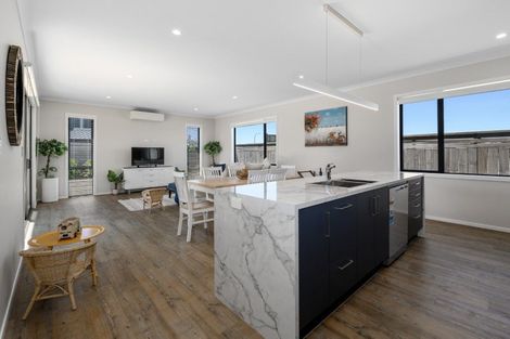 Photo of property in 71 Montiicola Drive, Papamoa Beach, Papamoa, 3118