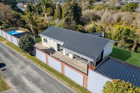 Photo of property in 14 Totara Drive, St Andrews, Hamilton, 3200