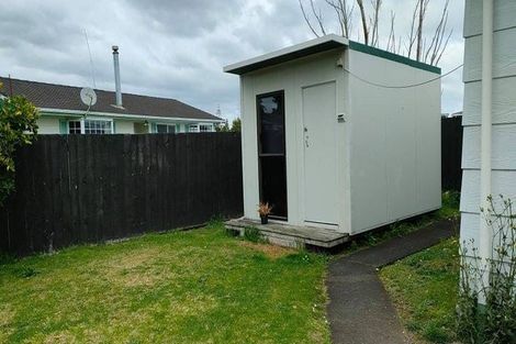 Photo of property in 1/29 Mon Desir Place, Manurewa, Auckland, 2102