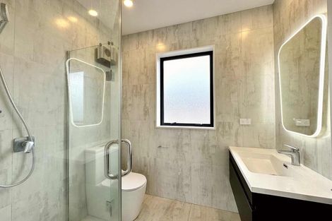 Photo of property in 81 Twin Parks Rise, Papakura, 2110