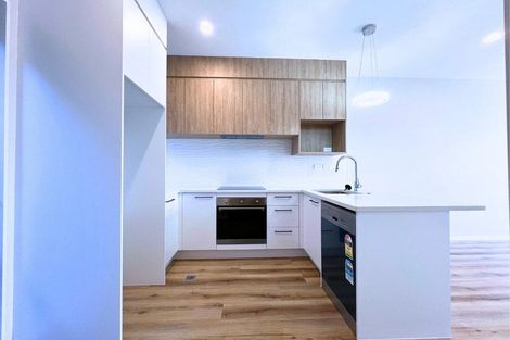 Photo of property in 42 Don Oliver Lane, Glen Eden, 0602