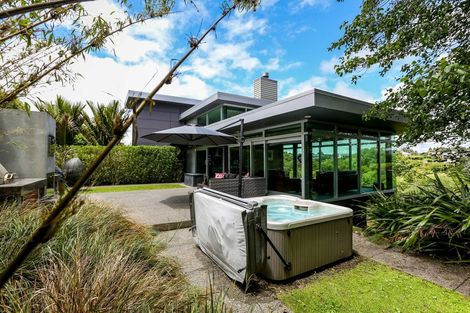 Photo of property in 6b Highfield Place, Highlands Park, New Plymouth, 4312