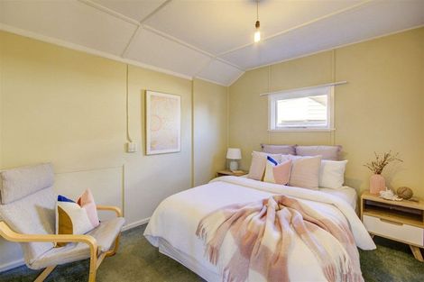 Photo of property in 28 Rotten Row, Waikuku Beach, 7473