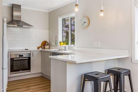 Photo of property in 42 Main Road, Titahi Bay, Porirua, 5022