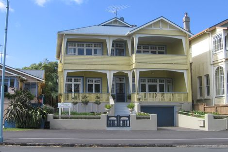 Photo of property in 4 King Edward Parade, Devonport, Auckland, 0624