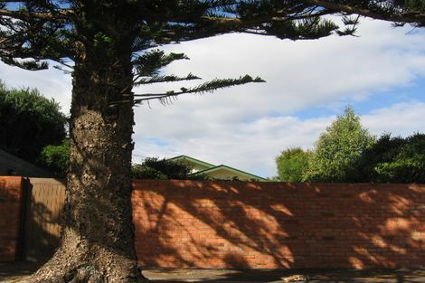 Photo of property in 21 Falkirk Avenue, Seatoun, Wellington, 6022