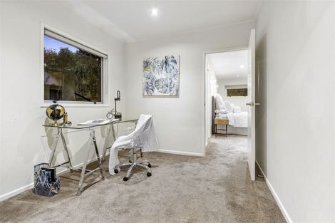 Photo of property in 46 Parr Terrace, Castor Bay, Auckland, 0620