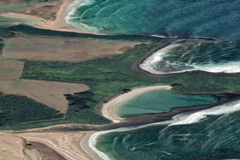 Photo of property in 913 Purerua Road, Te Tii, Kerikeri, 0294