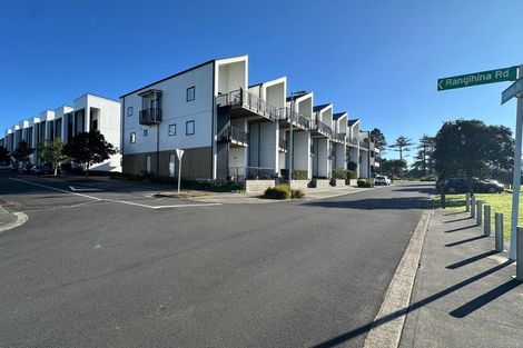 Photo of property in 64 Rangihina Road, Hobsonville, Auckland, 0616