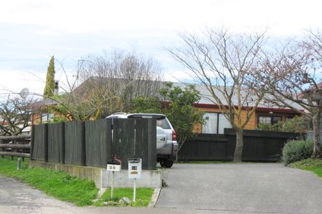 Photo of property in 18 Deakin Place, Clive, 4102