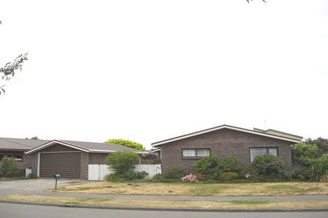 Photo of property in 4 Pinaster Place, Parklands, Christchurch, 8083