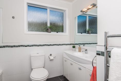 Photo of property in 6 Trinidad Crescent, Grenada Village, Wellington, 6037