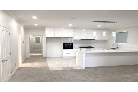 Photo of property in 37 Black Beech Crescent, Takanini, 2110