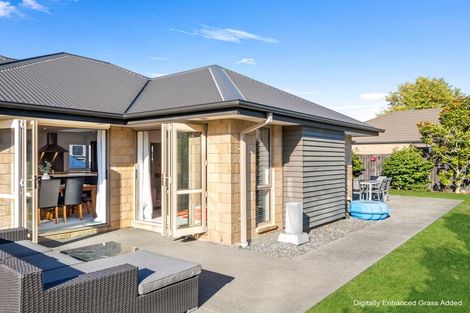 Photo of property in 12 Hawthorn Mews, Rangiora, 7400