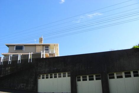 Photo of property in 14 Standish Street, Westown, New Plymouth, 4310