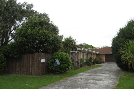 Photo of property in 3 Pedlar Place, Conifer Grove, Takanini, 2112