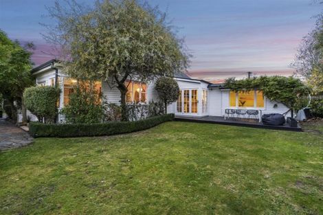 Photo of property in 121 Bristol Street, St Albans, Christchurch, 8014