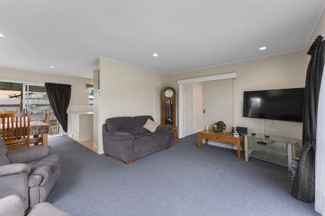 Photo of property in 101 Ryder Crescent, Levin, 5510