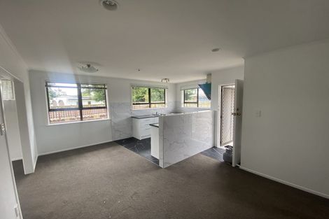 Photo of property in 11 Cosgrave Road, Papakura, 2110