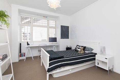 Photo of property in 19 Martin Avenue, Beckenham, Christchurch, 8023