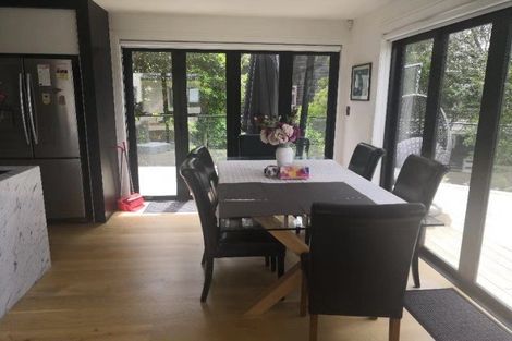 Photo of property in 2/92 Churchill Road, Murrays Bay, Auckland, 0630